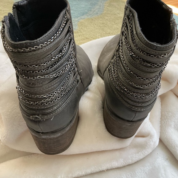 Gray Ankle boots - Picture 2 of 5